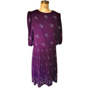 Vintage 80s midi pleated paisley print dress